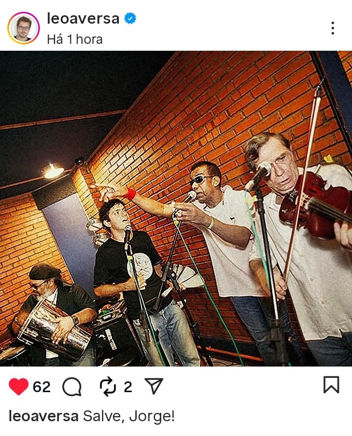 não acredito que existe uma foto com os grandes jorges da mpb: ben, mautner, vercillo e aragão . fiquei mais leve

salve nosso querido fotógrafo léo aversa