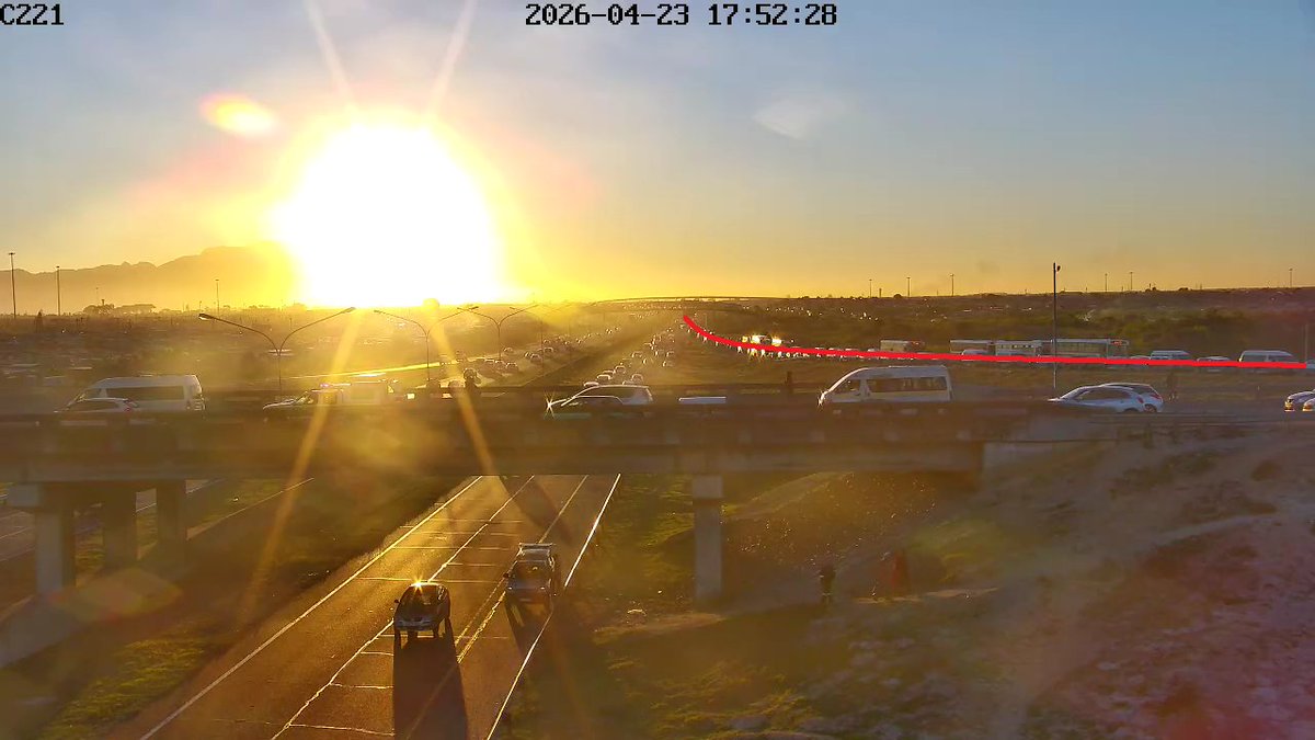 CapeTownFreeway's tweet image. Congestion : N2 Outbound, ramp to Mew Way, expect delays. #BeTheChange
