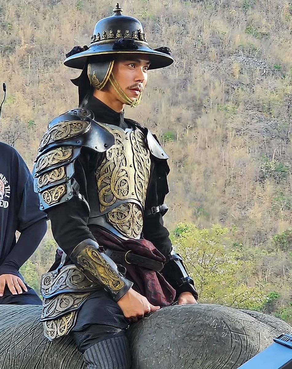 norsoryorlor tweet media