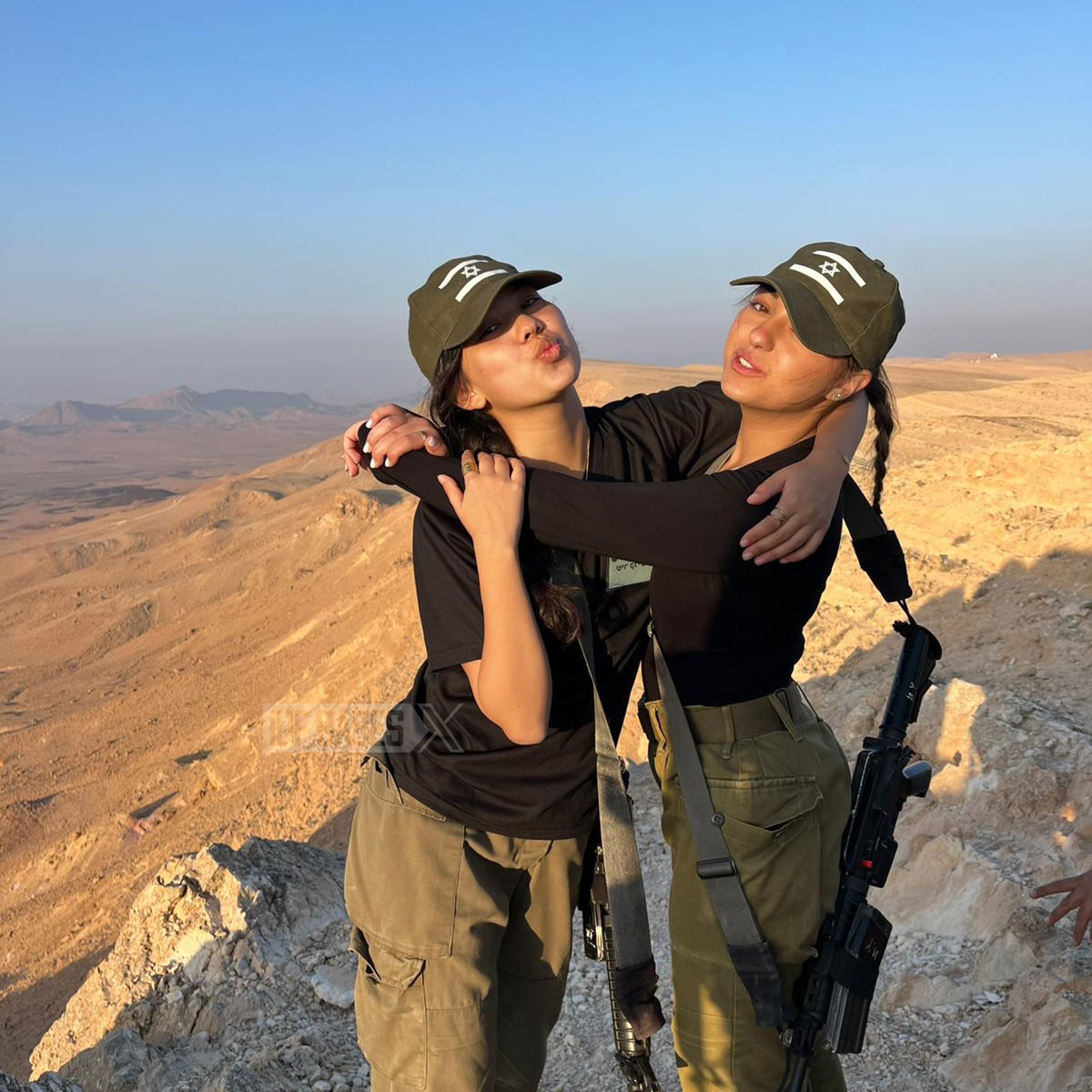 IDF Babes 🇮🇱 tweet media