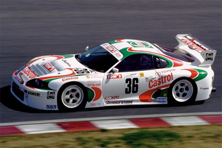 Fluggswashere's tweet photo. In 2024 @keselowski threwback to the TOM'S Castrol Supra back from 1995-2001. Both were absolute beauts, glad we got to see a great Castrol throwback before throwback weekend was killed off.
#ThrowbackThursday #NASCAR #NASCARThrowback #BradKeselowski #Castrol https://t.co/c8Zr09pIJt