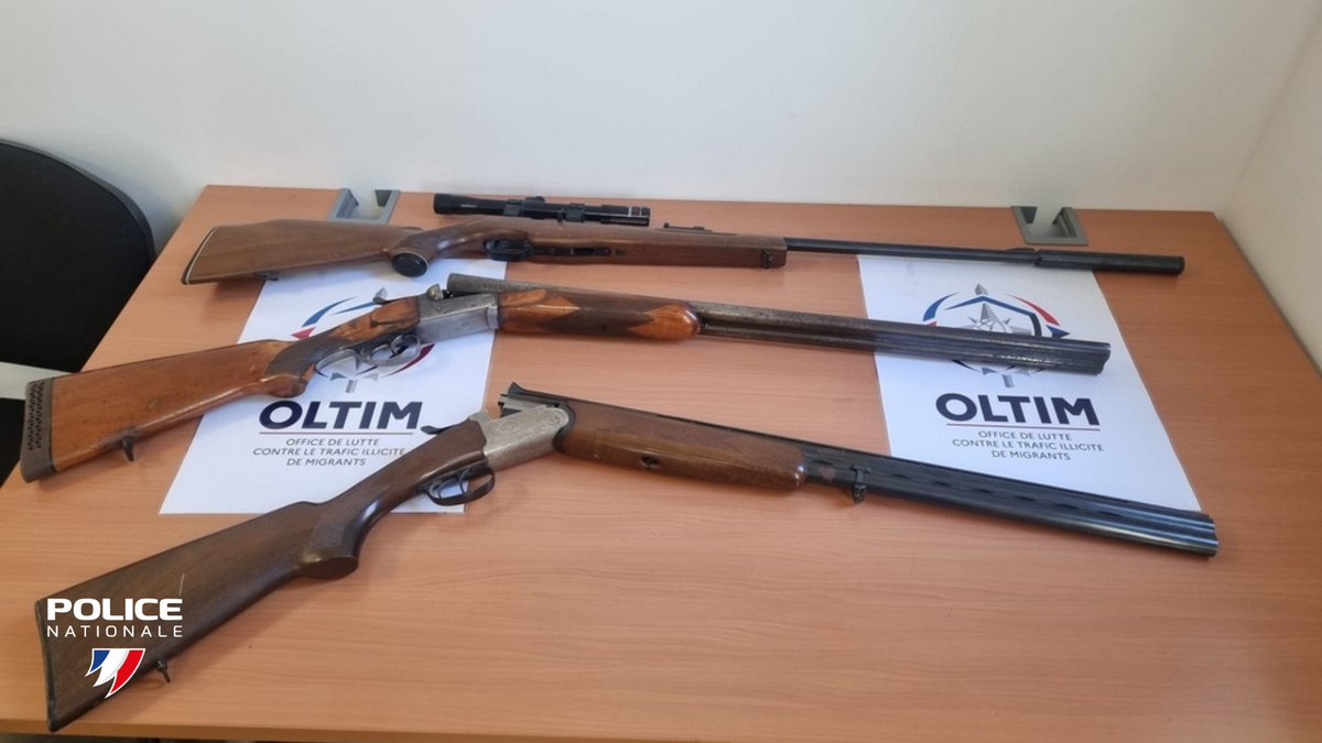 PoliceNationale's tweet image. Un réseau de fraude documentaire et de blanchiment démantelé à Marseille (13)

Le 31 mars à Marseille (13), une opération judiciaire menée par l’Office de lutte contre le trafic illicite de migrants (OLTIM), de la police aux frontières a permis l’interpellation de 3 individus