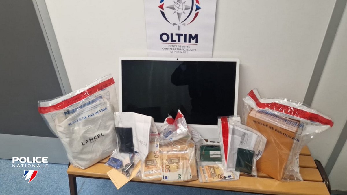 PoliceNationale's tweet image. Un réseau de fraude documentaire et de blanchiment démantelé à Marseille (13)

Le 31 mars à Marseille (13), une opération judiciaire menée par l’Office de lutte contre le trafic illicite de migrants (OLTIM), de la police aux frontières a permis l’interpellation de 3 individus