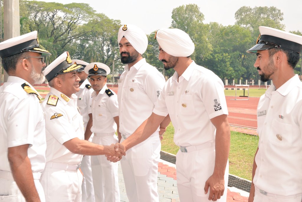 IN_HQSNC's tweet image. ⚓Indian Navy- Championing Sports Excellence

VAdm C R Praveen Nair, Controller of Personnel Services &amp;amp; President, Indian Navy Sports Control Board, visited the Indian Navy Sports Control Cell, #Kochi on 23 Apr 26.
Interacting with the sports personnel, he commended their