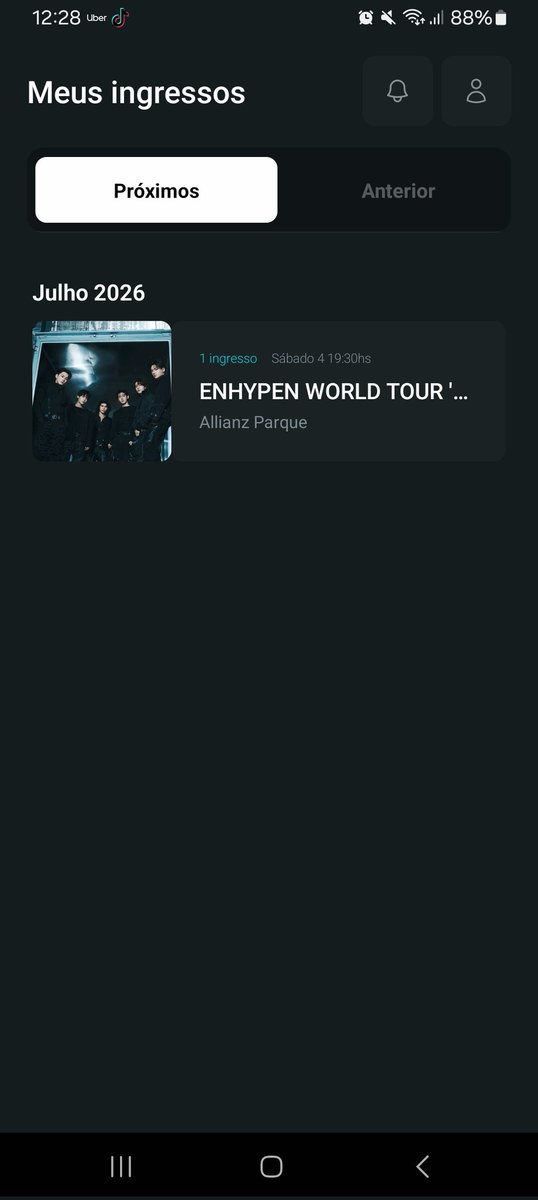 AutoraBibiFox's tweet photo. ADIVINHA QUEM VAI VER O ENHYPEN????????? https://t.co/irIN5TQ7nw