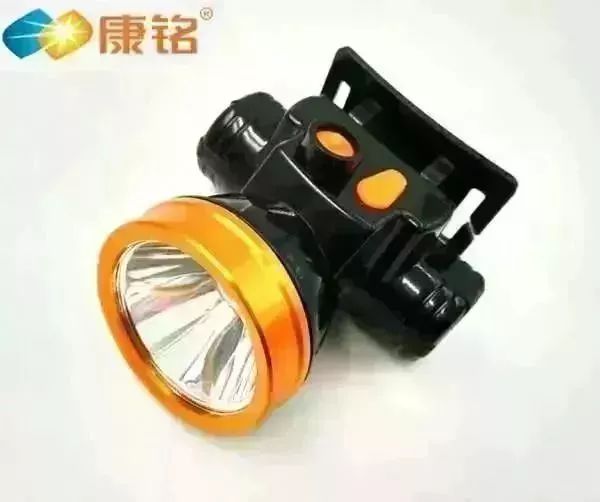 Tom Hawkins tweet media