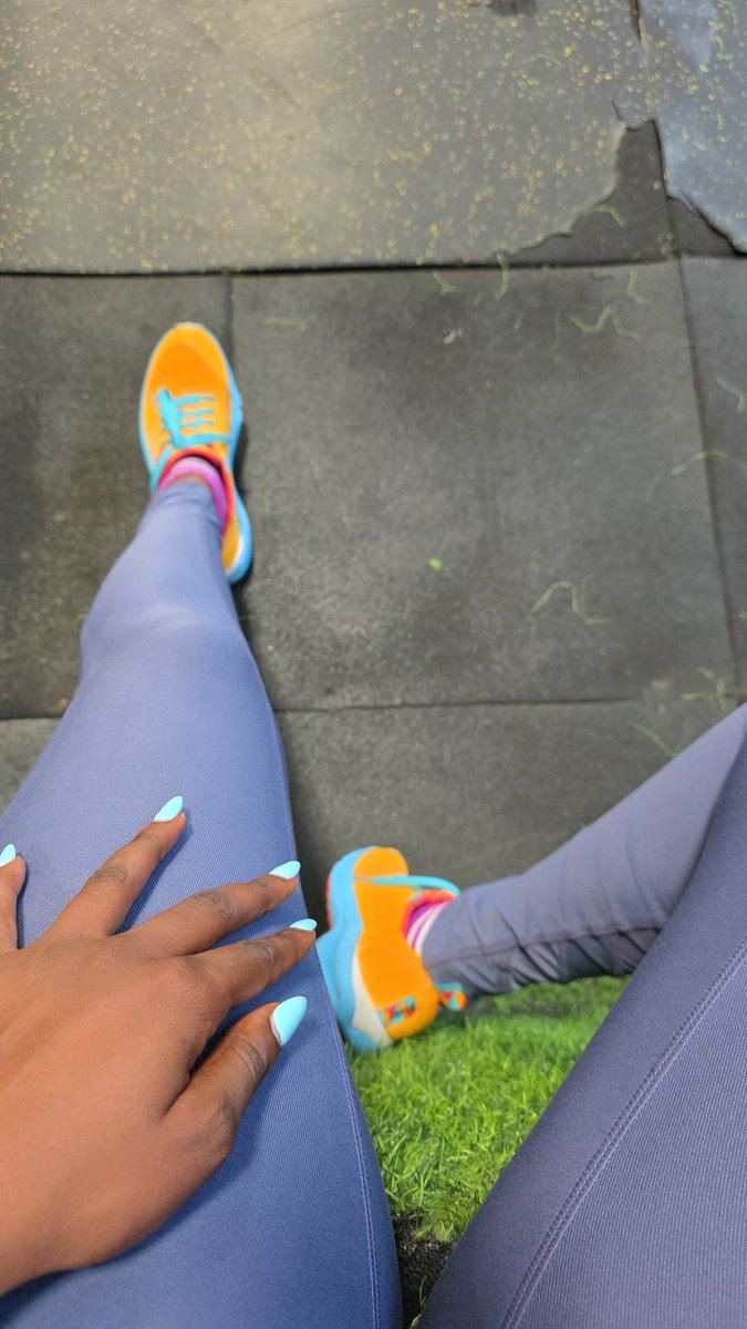 Shiku🌼 tweet media