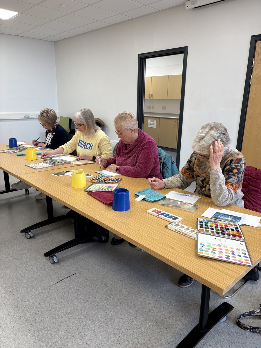 CreativeCallig's tweet photo. New term, new home and watercolour fun with guest tutor Kerry Cook for my Thursday group today. @SouthTyneLibs 

https://t.co/nwwOB0WgFT https://t.co/zbvytmGTsA