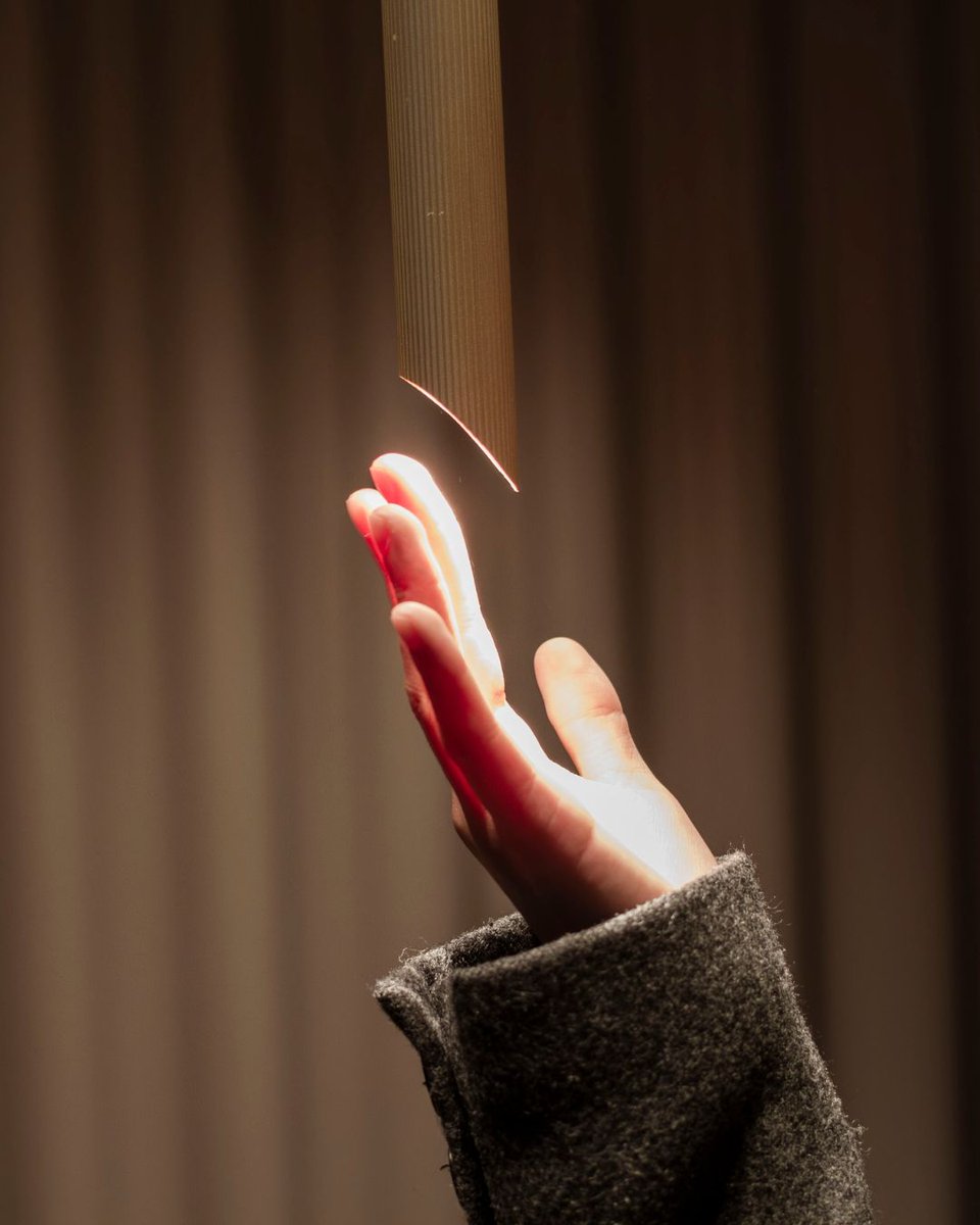 Masiero_Group's tweet image. Conversations, curiosity, hands reaching out to touch, eyes looking up. MDW26 has been everything we hoped for. Thank you to everyone who came through, photographed, asked questions, and stayed a little longer than planned.

#masierolights #milandesignweek #fuorisalone