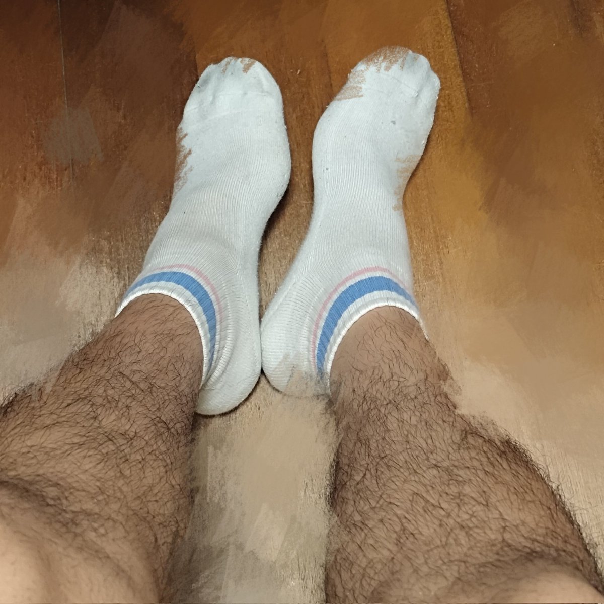 xiaoj930119's tweet photo. 想買襪子嗎🥵

#白襪 https://t.co/OQmSPYQMBk