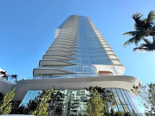 The Miami Realtor tweet media