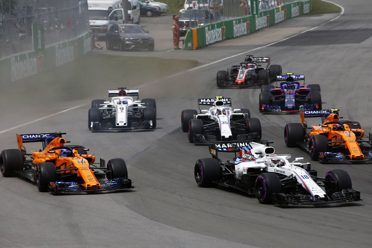 WilliamsdbF1's tweet image. .@lance_stroll leads @sirotkin_sergey at the start of the 2018 #CanadianGP shortly before Stroll had a coming together with Hartley bringing out the safety car and ending his race.