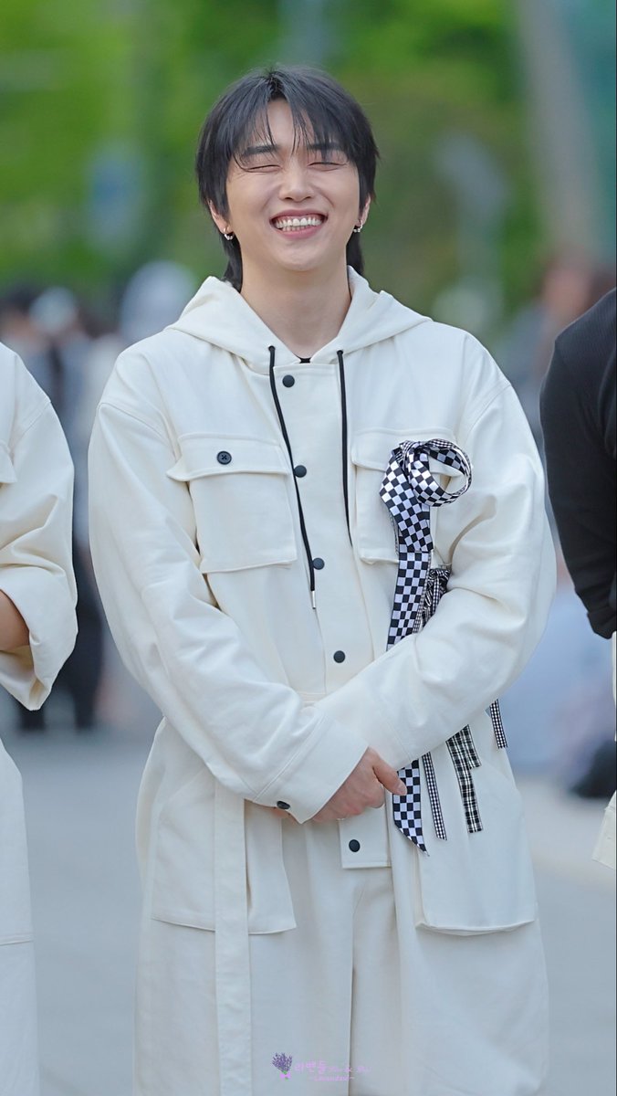 loveanddeul's tweet image. 260422 엠카 미니팬미팅

심쿵 미소🥰

#B1A4 #SET #가위바위보
#B1A4_debut_15th_anniversay
#산들 #SANDEUL