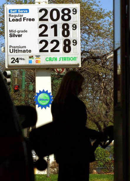 2001 Live tweet media