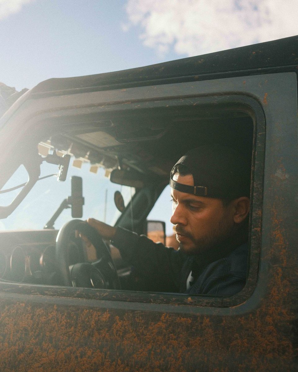 R1Concepts's tweet image. Dialed in with drilled &amp;amp; slotted rotors for consistent braking on and off the trail. 🫡 

#STOPPINGTHEWORLD #R1concepts #teamR1