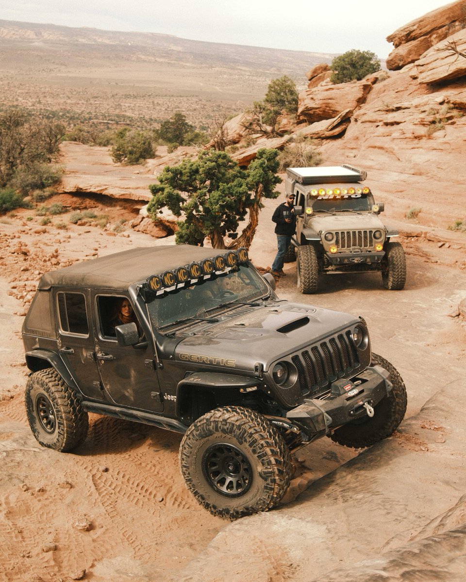 R1Concepts's tweet image. Dialed in with drilled &amp;amp; slotted rotors for consistent braking on and off the trail. 🫡 

#STOPPINGTHEWORLD #R1concepts #teamR1