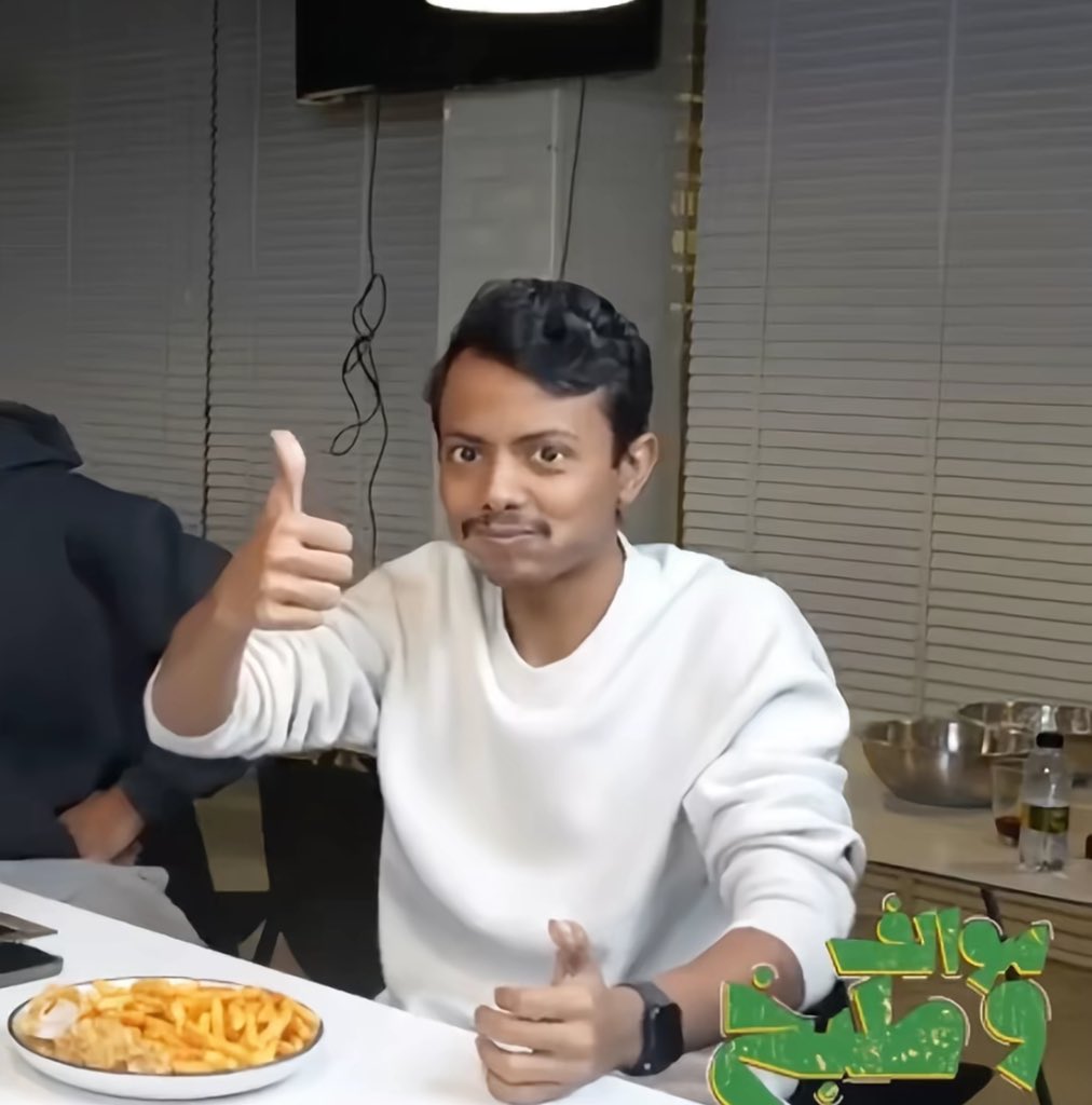 𝘏𝐀𝘕 tweet media