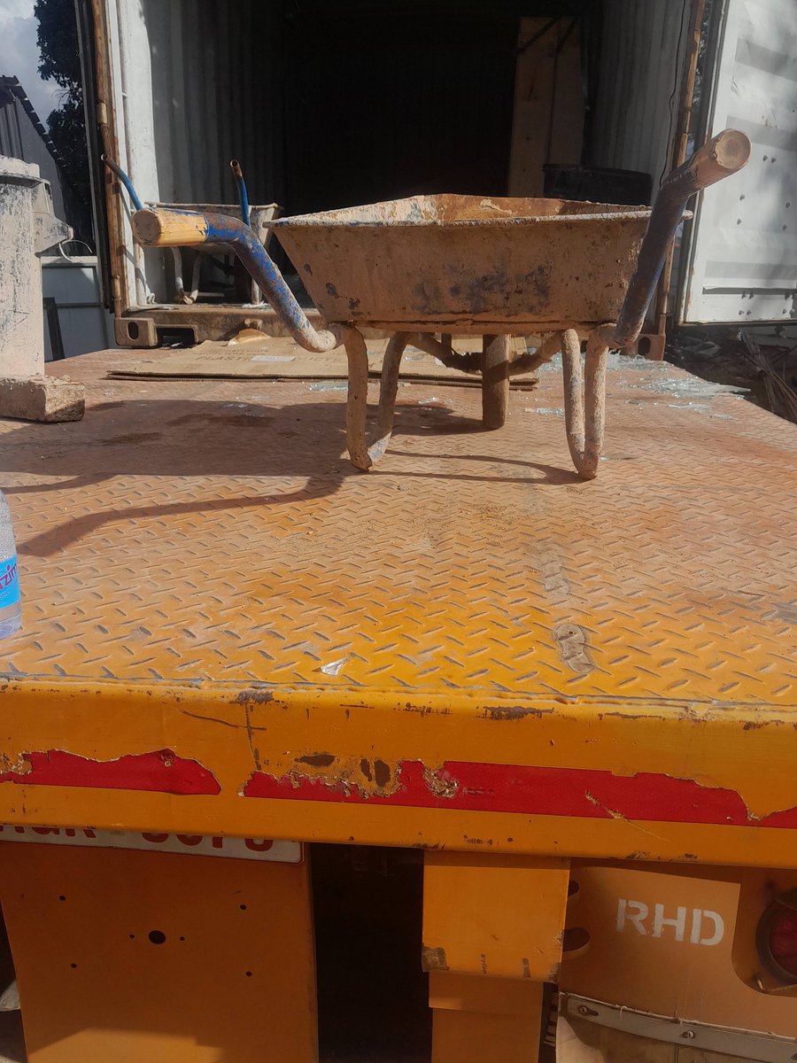 ZctuZimbabwe's tweet photo. The accident raises grave concerns of negligence &amp;  non-compliance of regulatory safety standards. We shall exhaust all means to secure justice for the deceased employees &amp; secure decent work standards for the remaining employees of Good 5 Investments. https://t.co/VCxcEoVMv0