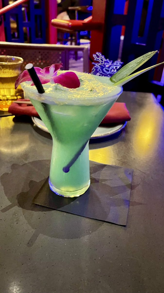 The Blue Dragon Pan-Asian Restaurant at Epic Universe has become my favorite sit down restaurant in Universal Orlando! I highly recommend and also exploring different options on the menu! 
Btw the Banana Napoleon &amp; Orange Chicken is a 2 person job 😂 
<a href="/UniversalORL/">Universal Orlando Resort</a>