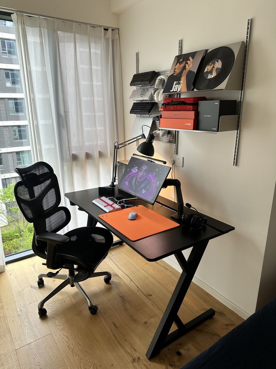 NvsionGear tweet media