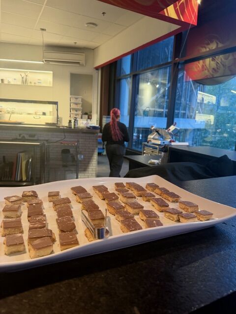 GreenIsland Bakery tweet media