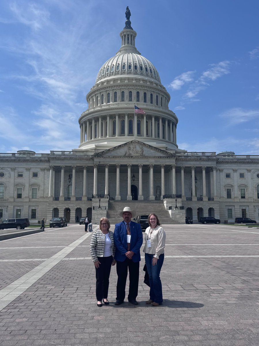 MoCattle's tweet photo. Missouri cattle producers had boots on the ground in Washington, D.C., this week as the Missouri Cattlemen’s Association joined the National Cattlemen’s Beef Association for its spring legislative conference. https://t.co/DmDB7tYR7w