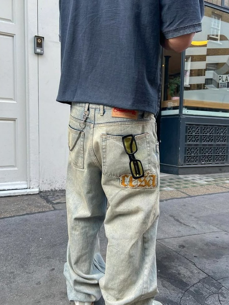 Woodsy Corner. tweet media