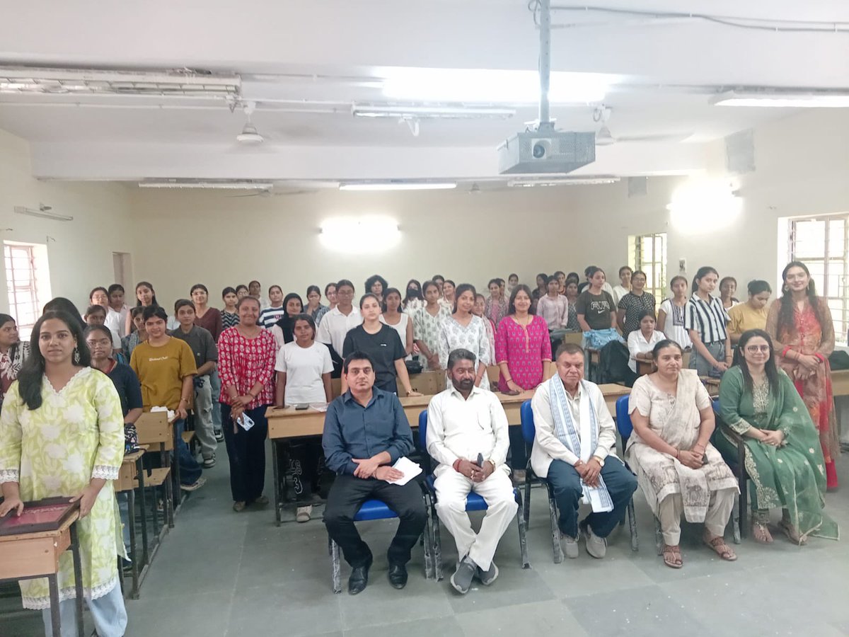 Bhagini Nivedita College tweet media