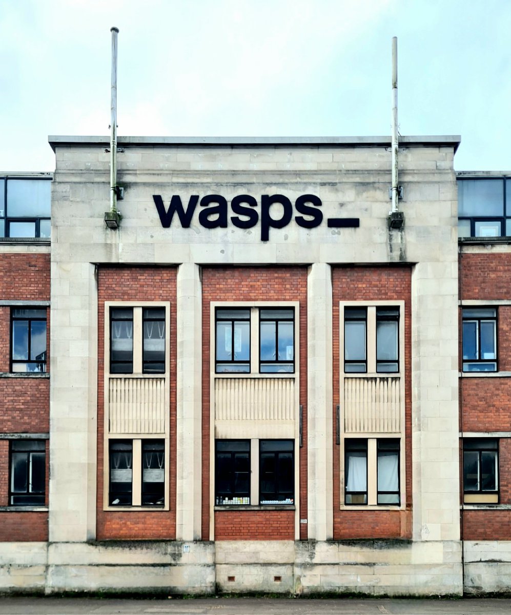 is_glasgow's tweet image. The former Stephen Mitchell and Son Tobacco Factory on Alexandra Parade in Glasgow. 

Cont./

#glasgow #architecture #alexandraparade #tobacco #glasgowhistory