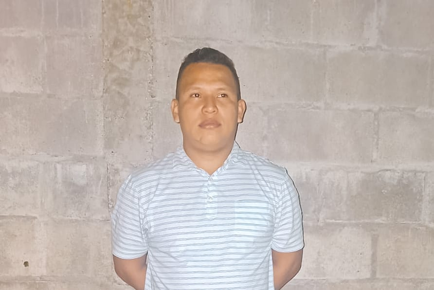 ITV_SV's tweet photo. 🚨 #ÚltimaHora | Desarticulan red de #SIMSwapping en El Salvador
La @FGR_SV, junto a la @PNCSV, capturó a 11 personas vinculadas al hurto de más de $115,000 mediante la duplicación de chips telefónicos. https://t.co/mTqvr4vpTC