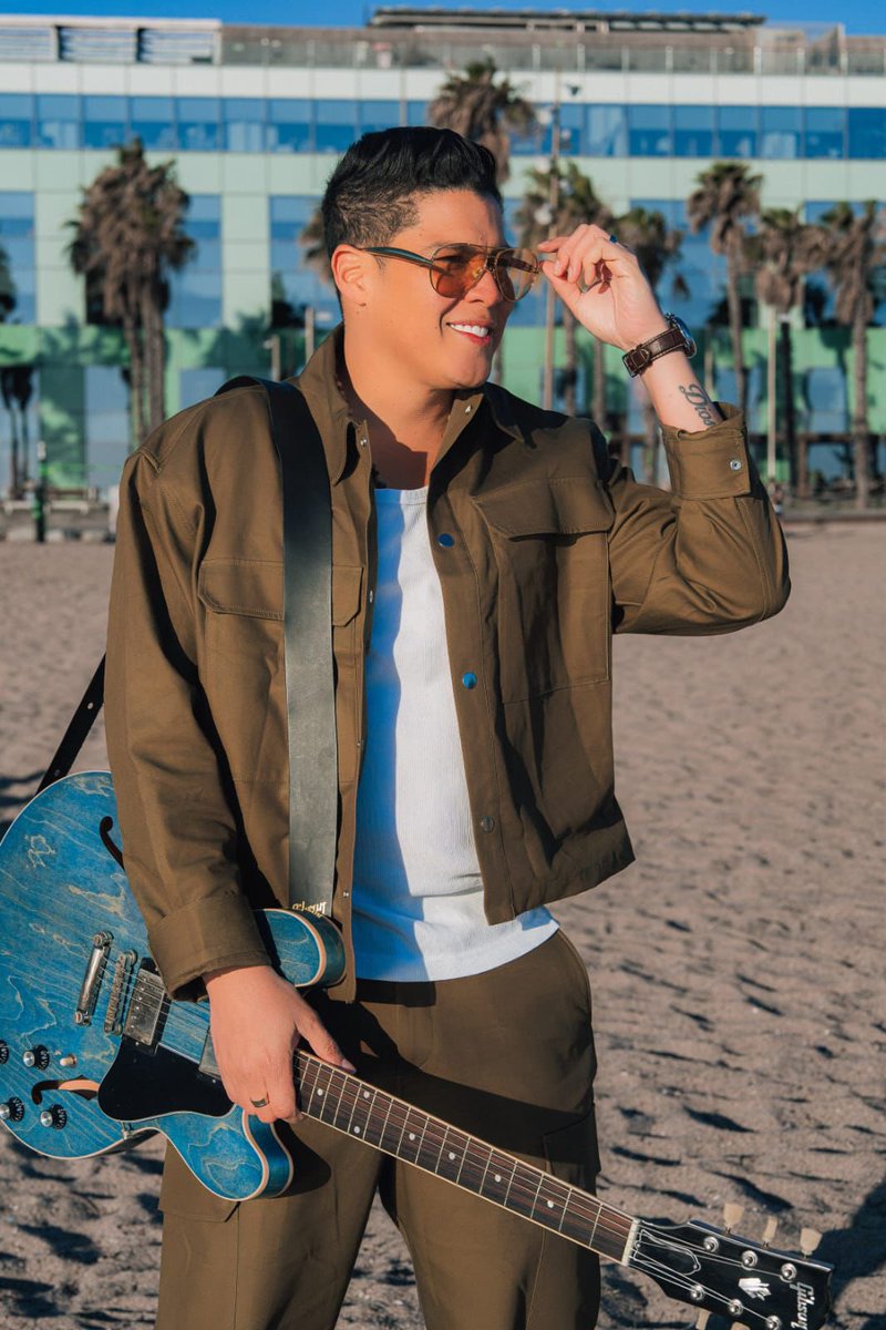 Intervallenato's tweet image. El artista @rafaperezmusic presentará hoy su #nuevo álbum, ‘En tiempo real’, ante los medios de comunicación. El evento tendrá lugar a las 5:30 p.m. en Jr #Valledupar, donde estará acompañado por sus acordeoneros Sergio Luis Rodríguez y Juank Padilla. intervallenato.com/inicio/rafa-pe…