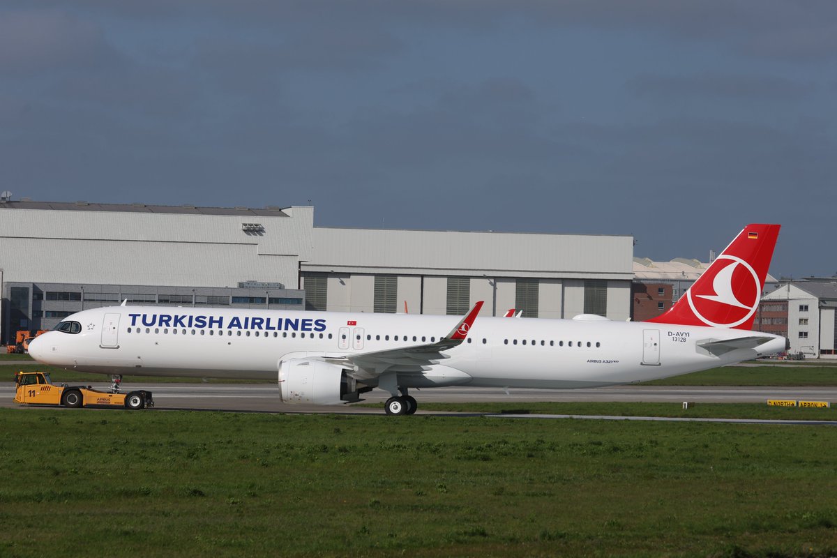 Tobias_Gudat's tweet image. A321neo #Turkish #Airlines TC-LRF 
MSN13128