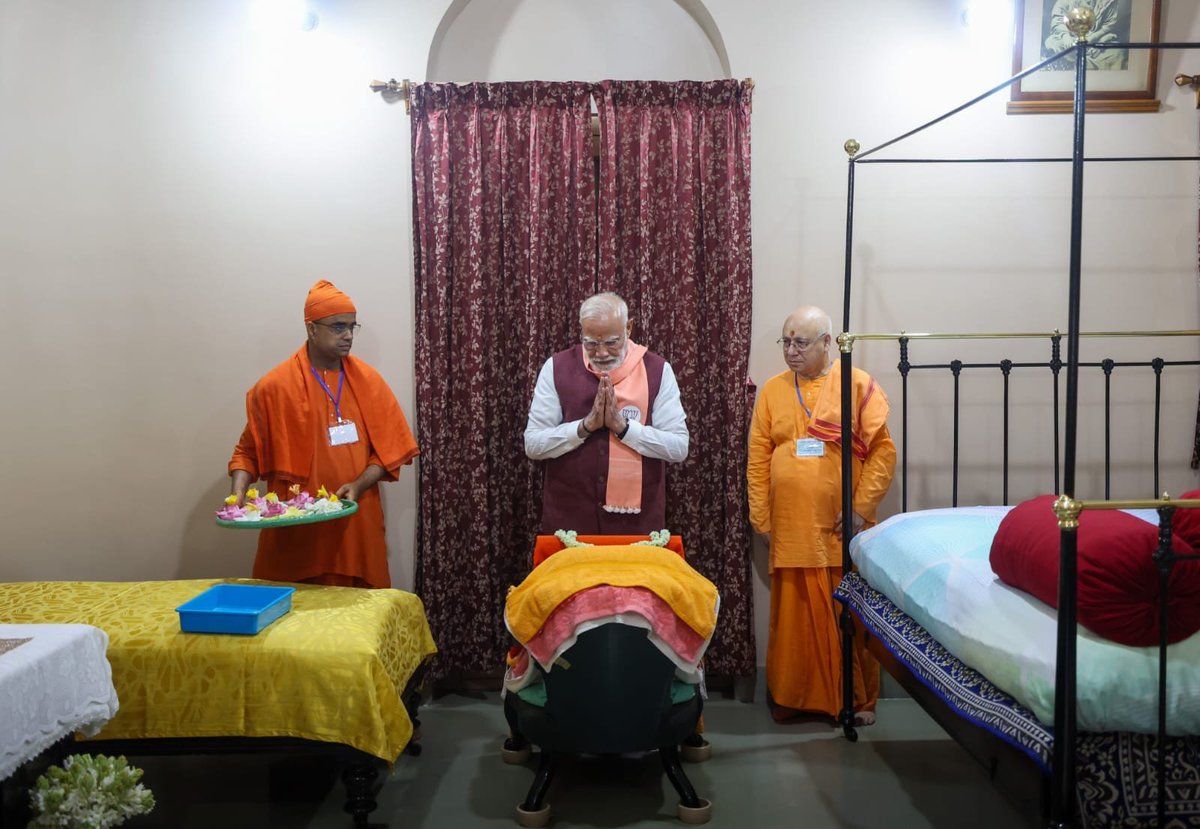 Narendra Modi tweet media