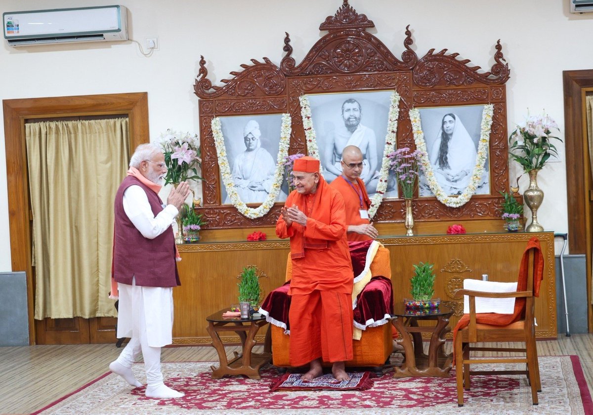 Narendra Modi tweet media