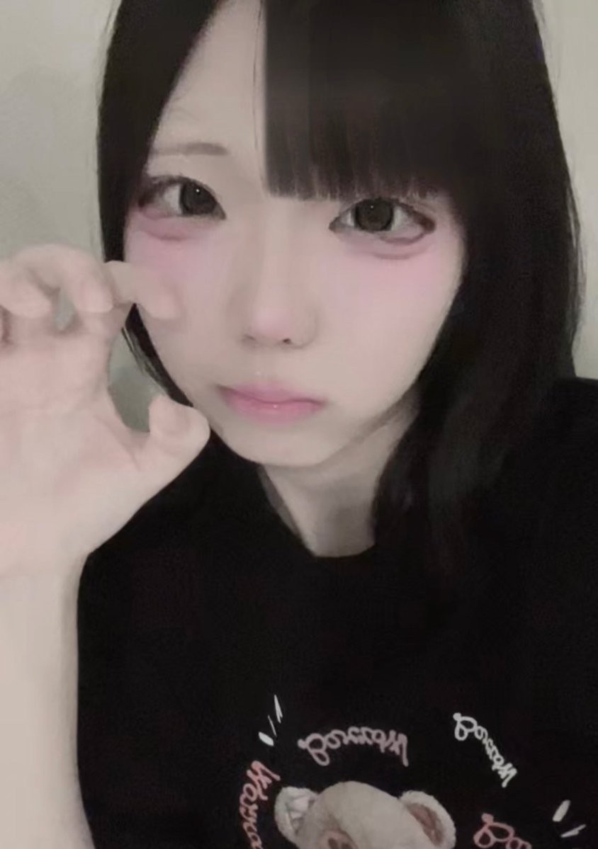 ミャン tweet media
