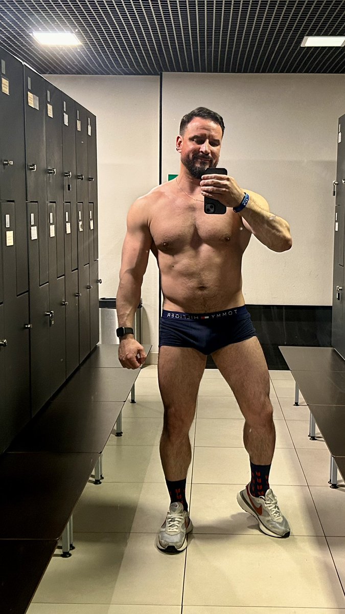 orleonchik's tweet image. #нюдсочетверг

 #flex #muscularman #athlete #man #boy #AthleteJoy #orleonchiklife #architect #stud