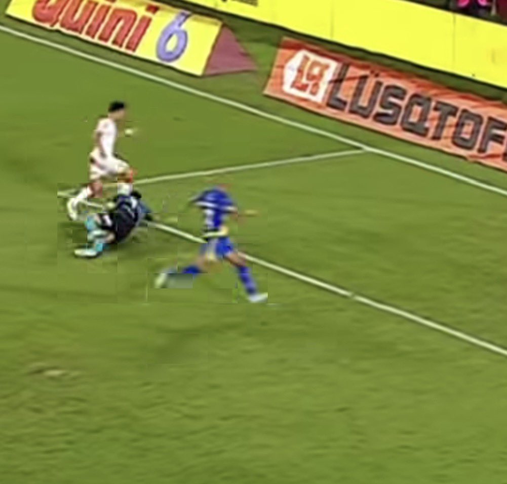 Pensé que Fatura Broun era más grande, mucha fuerza para él y toda la familia 🙏🏻