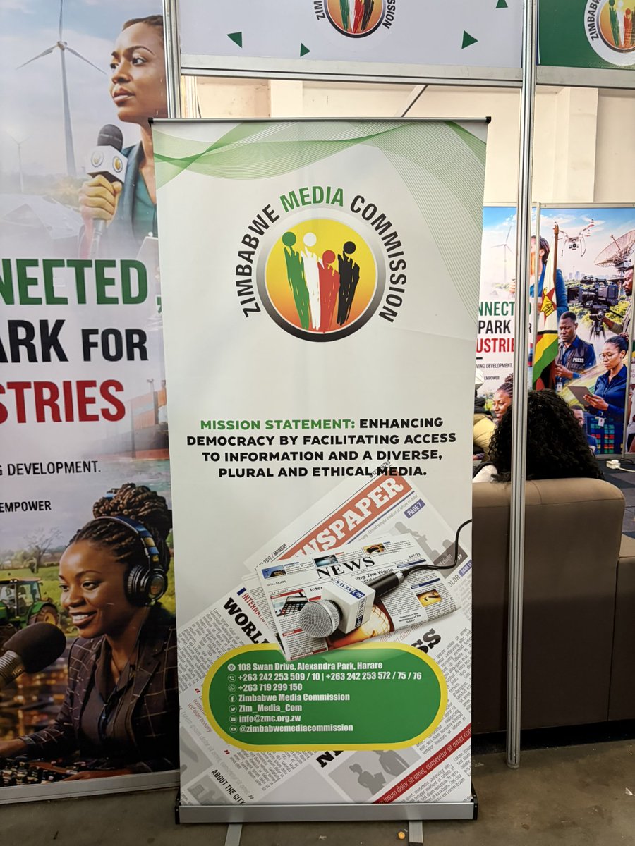 Varakashi4edByo's tweet image. The @Varakashi4edByo , at the ZMC stand - engaging with Executive Management on media and national development 
Ilizwe lakhiwa Ngabanikazi balo 
#Cab3swiii
#ZITF2026
#Bulawayo
#Zimbabwe
#Africa