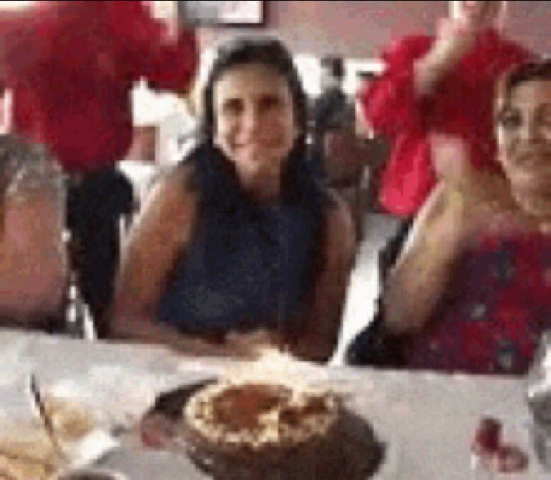 bertinhowho's tweet image. #OUT