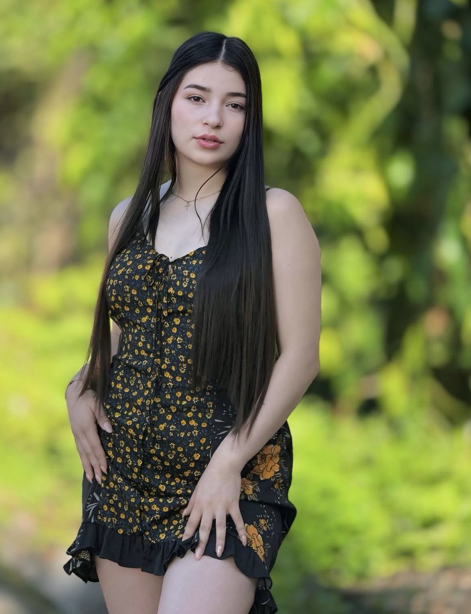 ARIANA_TX_lnuo's tweet image. Whispering come get it to the breeze…🫦👅💦

#ForYou #ViralPost #Engage #PrettyVibes #OOTD #StyleInspo #hot #hotgirl