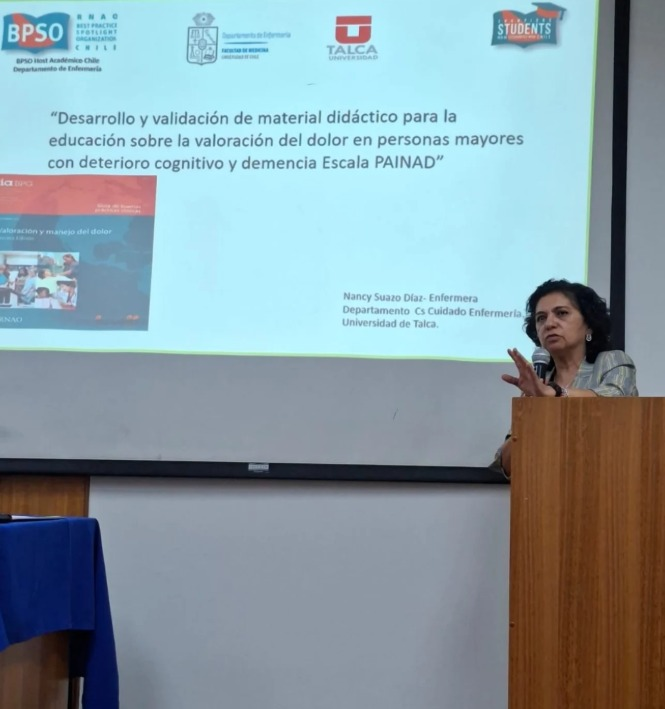 EnfermUtalca's tweet photo. 📌 Profs. María Ester Muñoz y Nancy Suazo asistieron al seminario Implementación de Buenas Prácticas en Prevención, Evaluación y Manejo del Dolor según RNAO".  

Suazo dictó la charla "Mejorando la valoración del dolor en persona mayor con demencia”.

+ https://t.co/zuxAAbaIu5 https://t.co/Acy7R3BSDn