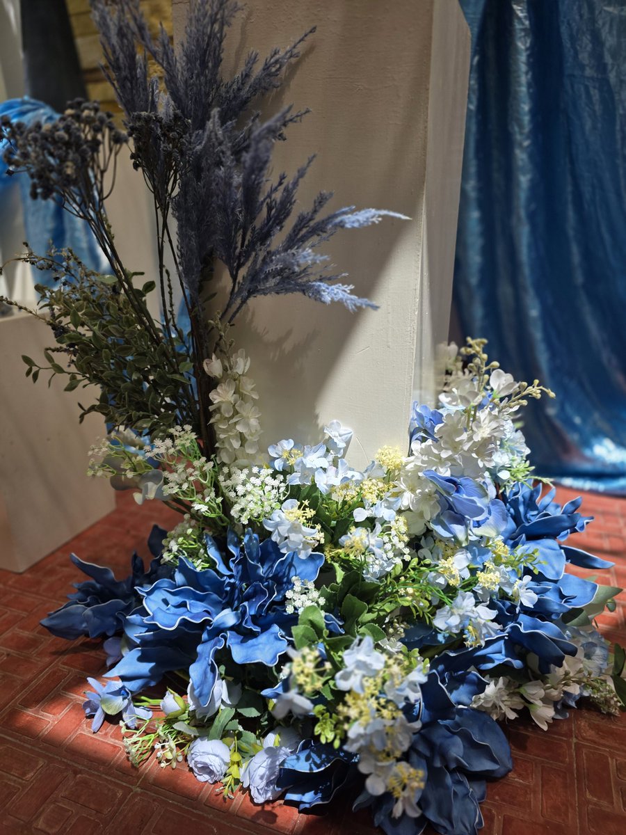 ji_eventos's tweet image. LA FIESTA DE XV AÑOS DE ANGELINE...

Porque los elementos cuentan  y es ahi donde radica nuestro estilo : la simplicidad y el valor de cada #Detalle .

#jorgeirandiseñodeeventos  #eventosjorgeiran  #CelebracionConEstilo  #equipojorgeiran  #cake_eddyunior   #RestauranteAngie