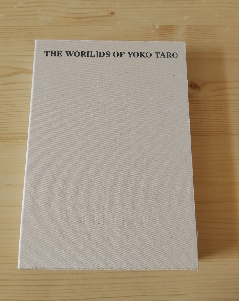 Altret_KnW's tweet photo. Ya he recibido mi copia firmada de "Los Mundos de Yoko Taro" 🤍

Tras leer un 1/4 me he dado cuenta que es el libro más completo acerca de Yoko Taro y el desarrollo de su universo.

Recordad que leer es soñar con los ojos abiertos, feliz día del libro. https://t.co/CM0ysLjNFB
