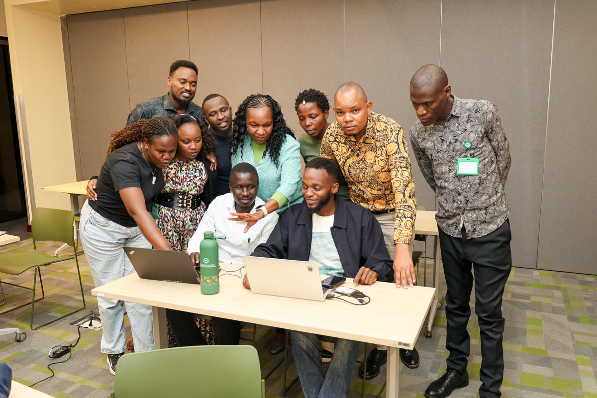 AKU Graduate School of Media and Communications tweet media