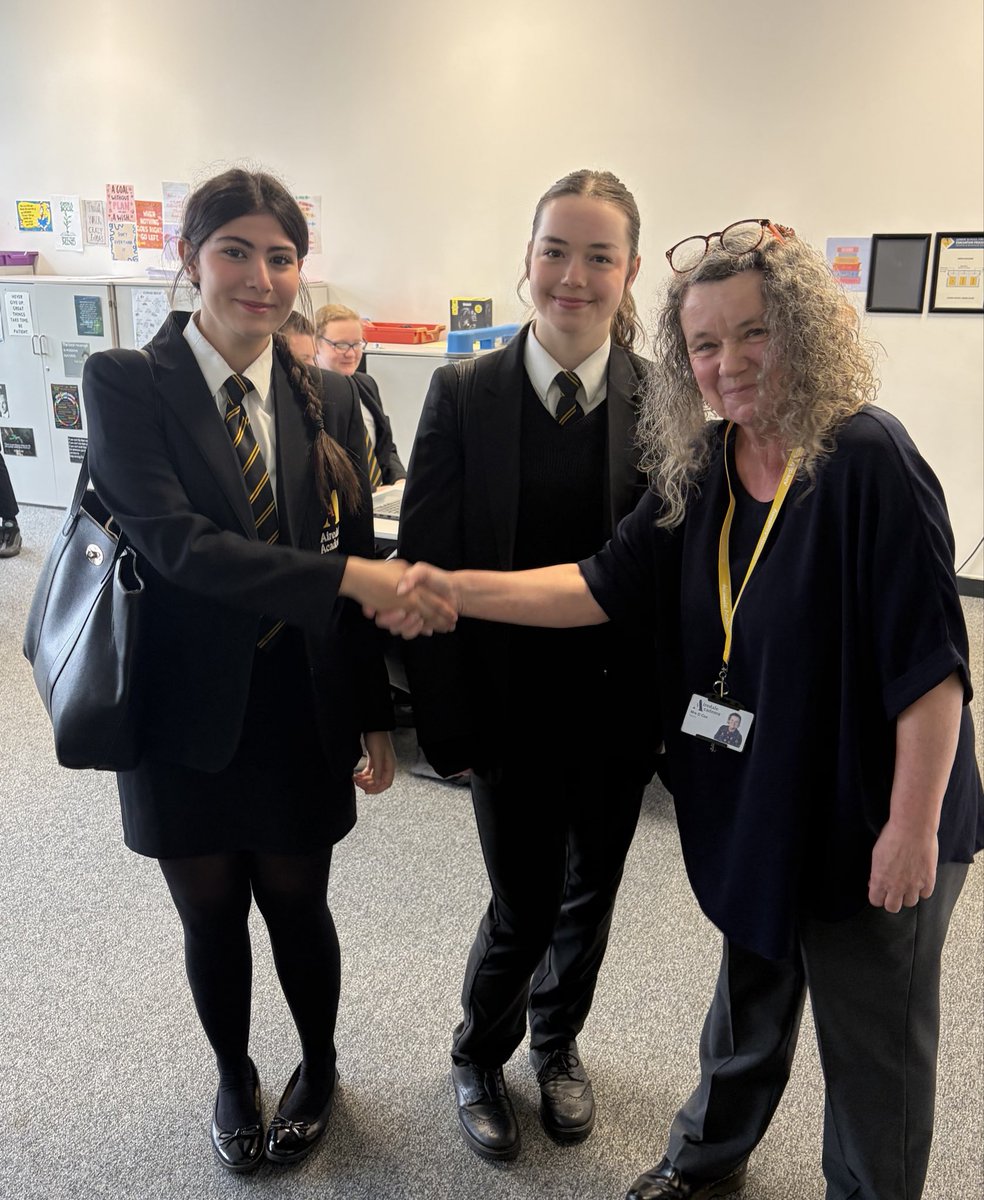 AiredaleAcad's tweet image. Huge shoutout to our Year 11 student leaders for raising £650 in the raffle! Loved starting the day by handing out prizes to our lucky winners, amazing work all round! Mr Graham loves those Mickey Mouse Crocs! 😆