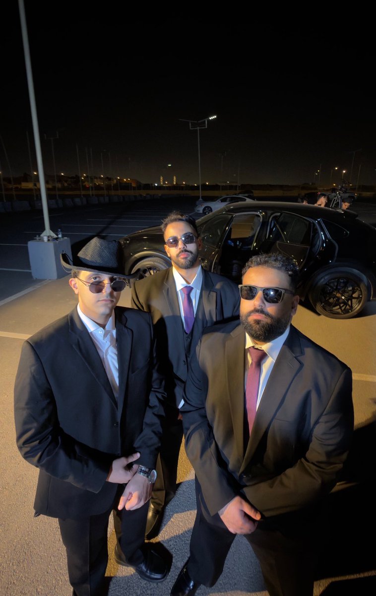 AbTipin's tweet photo. 🕴️🕴️ https://t.co/oPjYJLvIFc