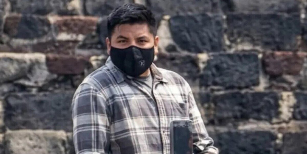 Carvasias's tweet photo. @Tiberius_____ Joven de 27 años llevó una camisa alusiva a la matanza escolar de Columbine .
Gastó más de 2 mil dólares para equiparse y visitó antes el lugar para planificar el ataque.
Mató a una turista canadiente e hirió a otras 13 visitantes extranjeros. Luego se suicidó. https://t.co/8MfMtRL7vL
