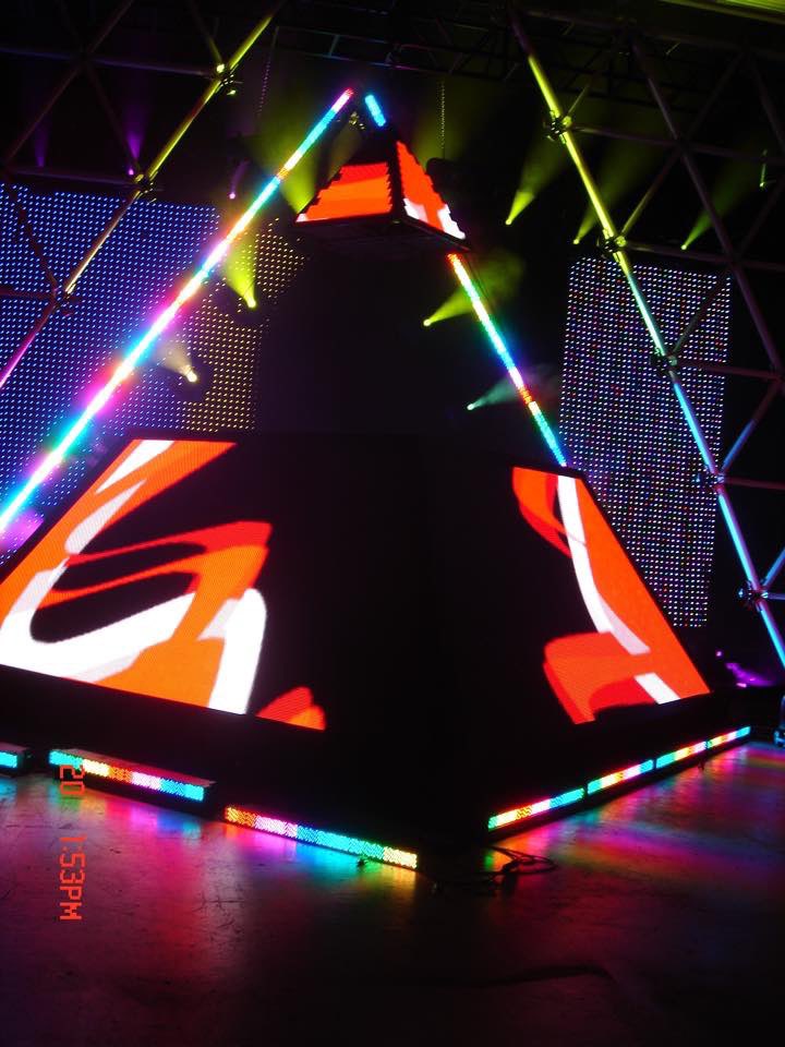 Daft Club tweet media