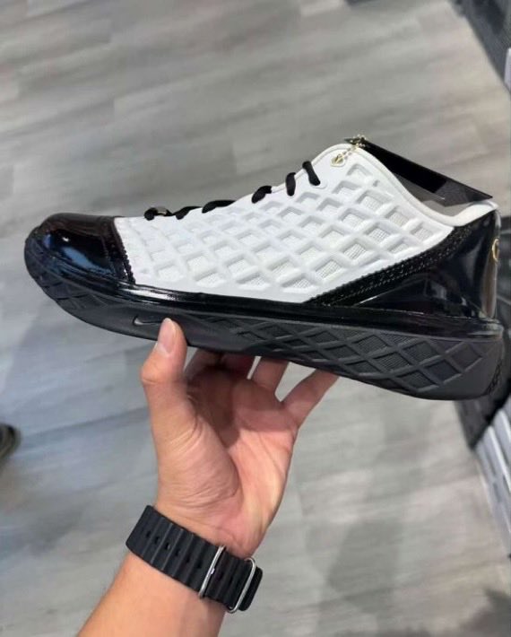 B/R Kicks tweet media