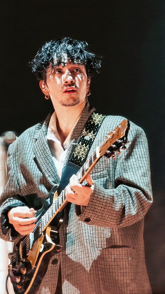 GREENER.👑🐃 tweet media